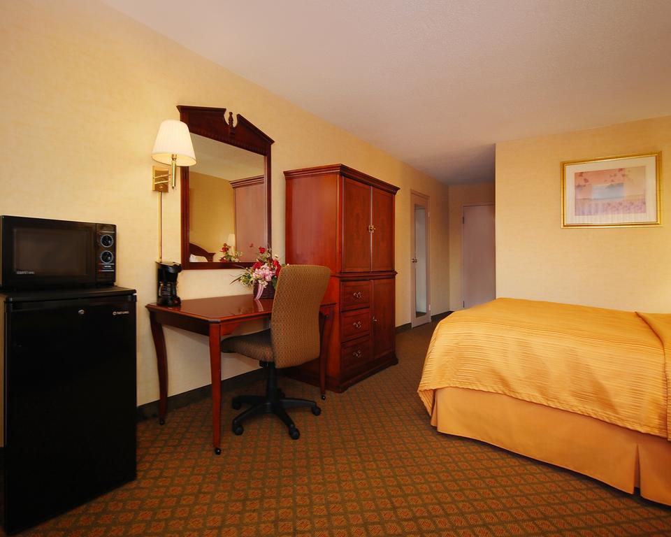 Quality Inn Shenandoah Valley New Market Bagian luar foto